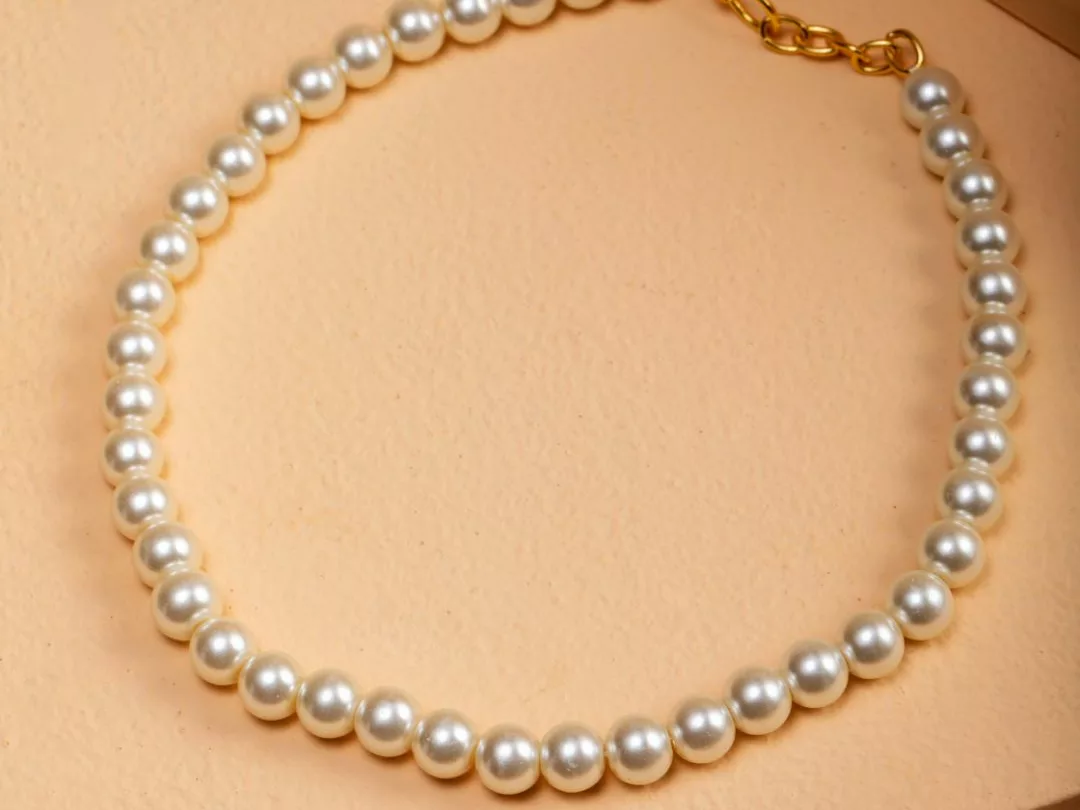Classic White Pearl Link Gold-Plated Necklace